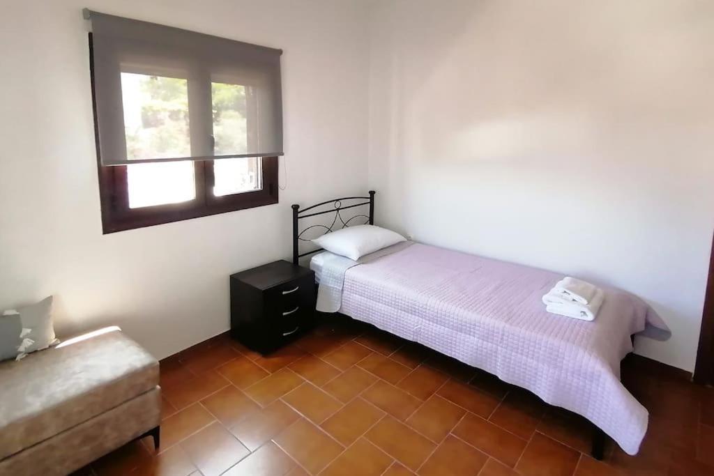 Μονοκατοικία Με Θέα Τη Χώρα Skyros Ngoại thất bức ảnh